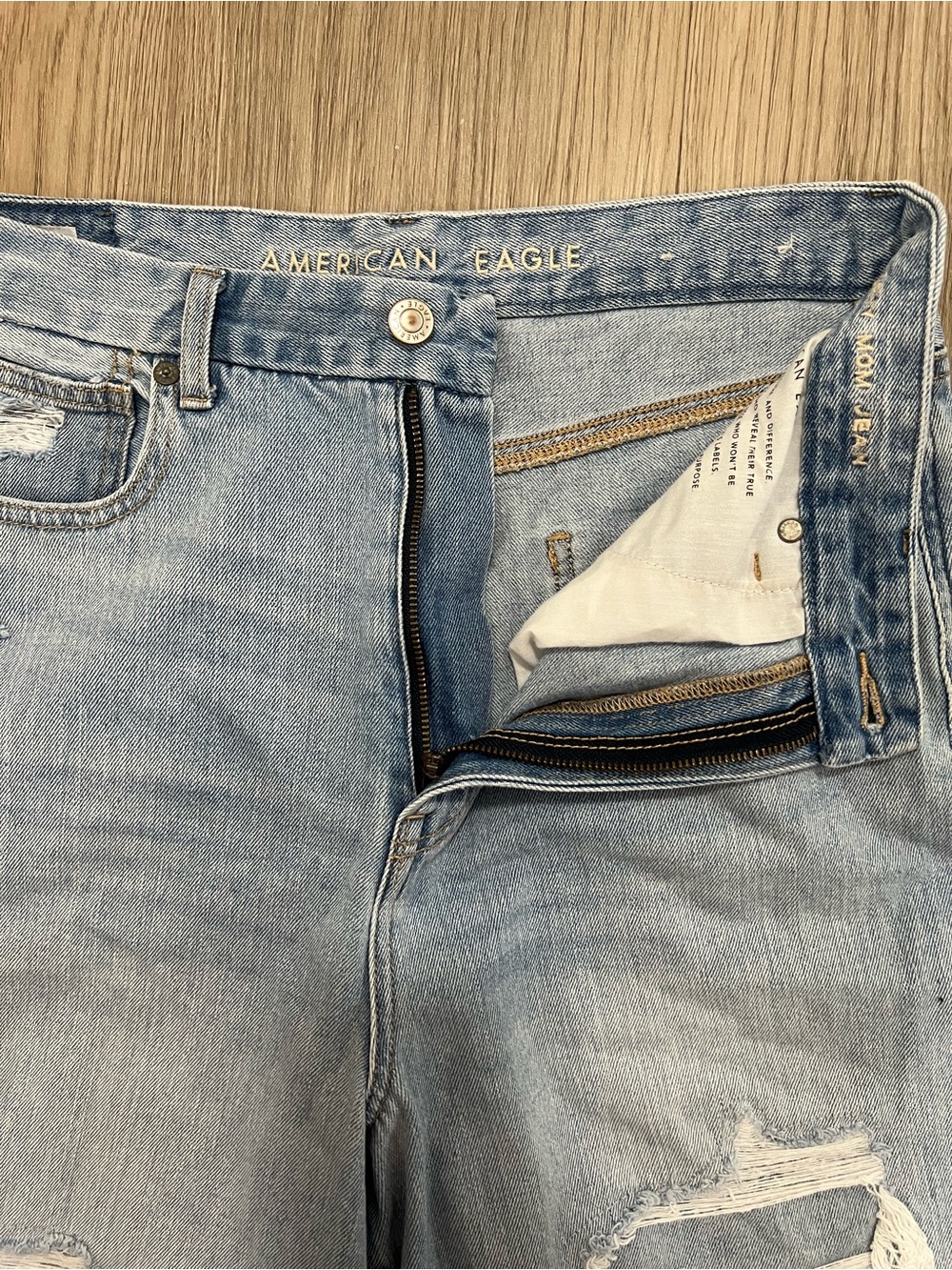 American Eagle Curvy Mom Jeans Distressed Patched Raw Hem Size 8 - Picture 5 of 15